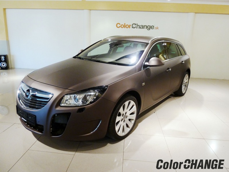 Opel Insignia - kompletný polep auta fóliou - Tundra matte