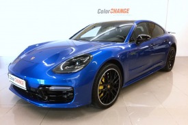 Porsche Panamera turbo S e-hybrid